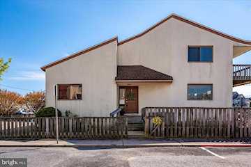  Real Estate for Sale - 401 13th St in Ocean City Photo 4