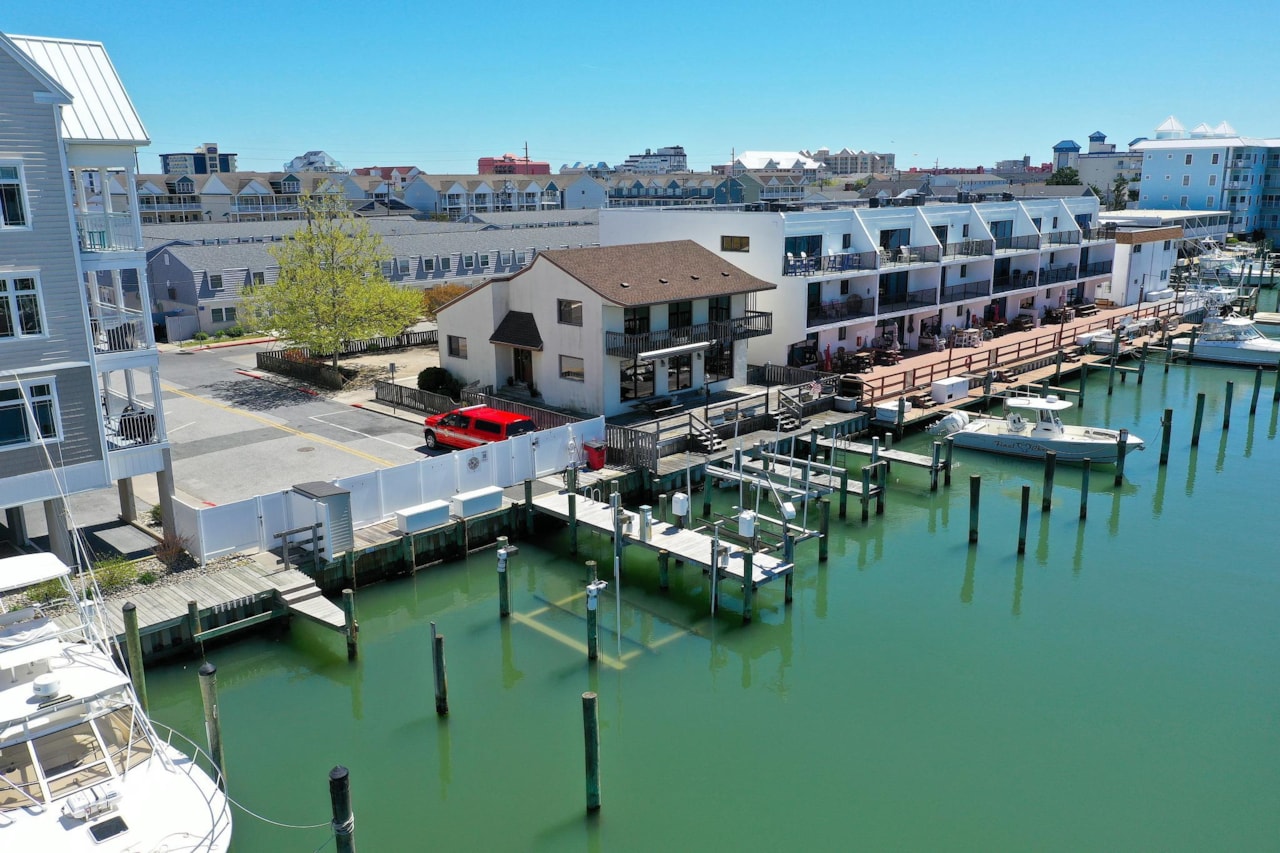  Real Estate for Sale - 401 13th St in Ocean City Photo 10