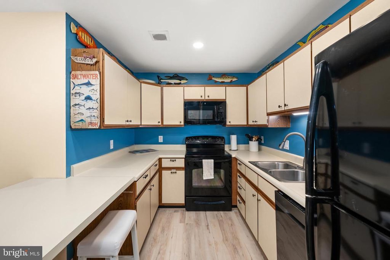 Hidden Harbour II Bldgs F - J Real Estate for Sale - 12301 Jamaica Ave #210G01 in Ocean City Photo 17