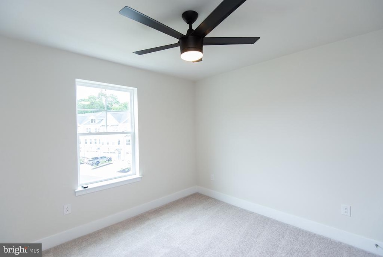  Real Estate for Sale - 9522 Seascape Ln #5 in Berlin Photo 32