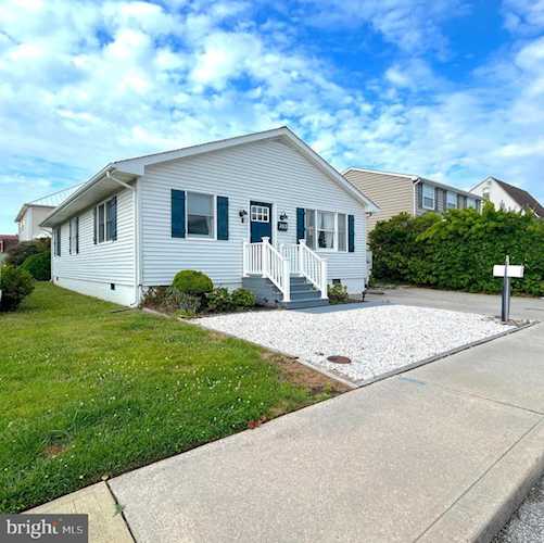  Real Estate for Sale - 703 141st St in Ocean City Photo 1