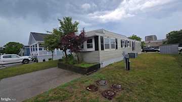 Montego Bay Civic Association Real Estate for Sale - 13110 Atlantic Blvd in Ocean City Photo 3