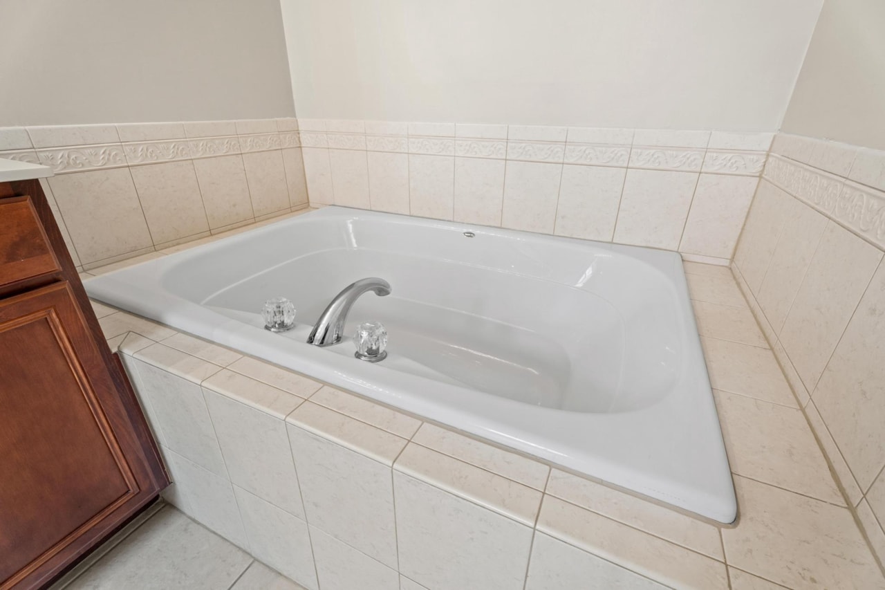  Real Estate for Sale - 8695 Egret Loop Lane #504 in Berlin Photo 23