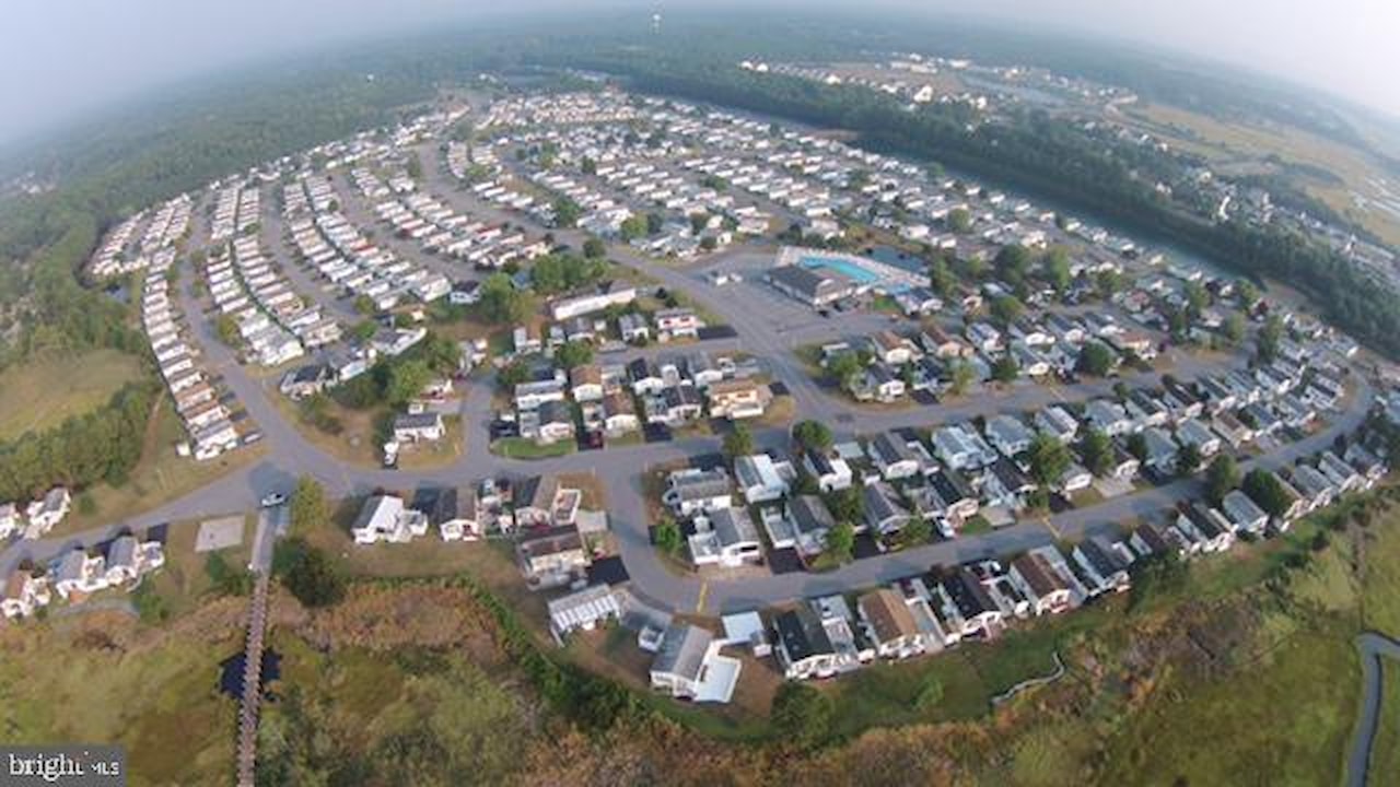  Real Estate for Sale - 12408 Windlass Way in Berlin Photo 121