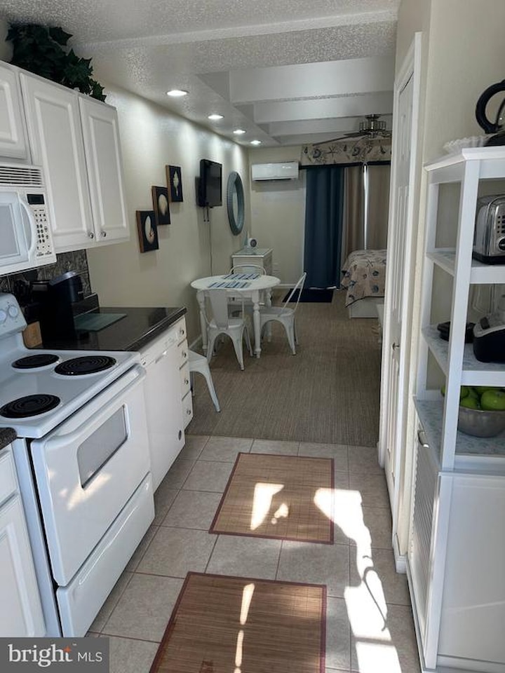 Dominica Beach Real Estate for Sale - 5 41st St in Ocean City Photo 8