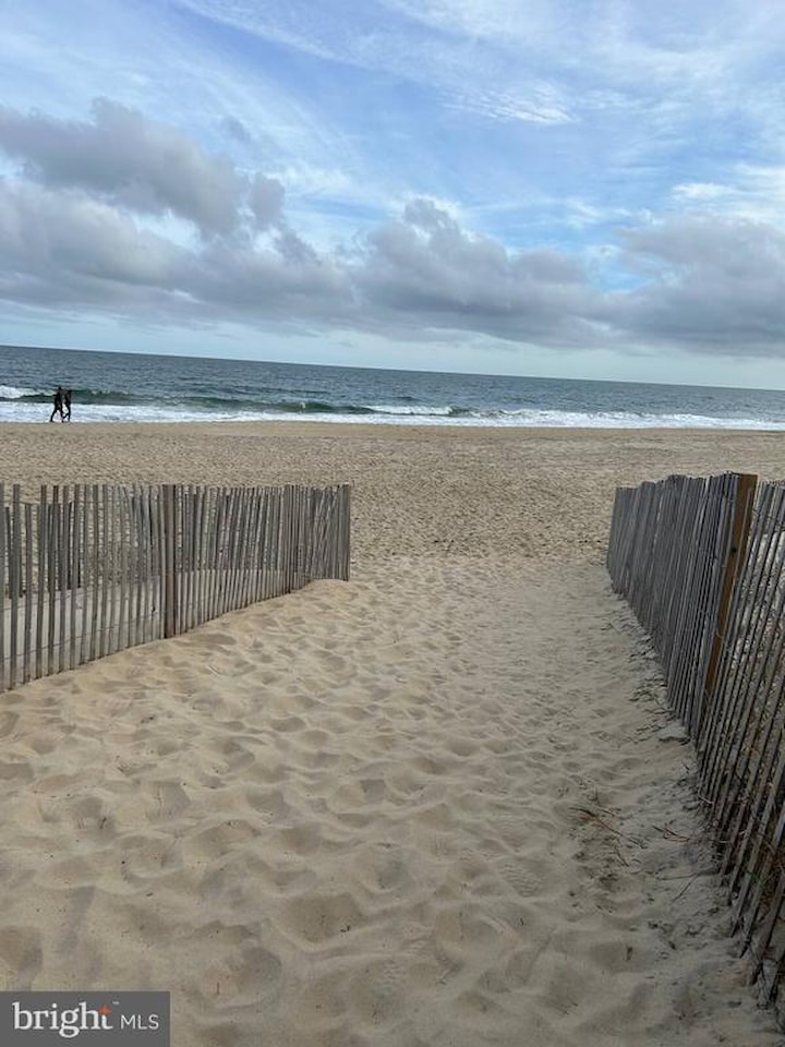 Dominica Beach Real Estate for Sale - 5 41st St in Ocean City Photo 24