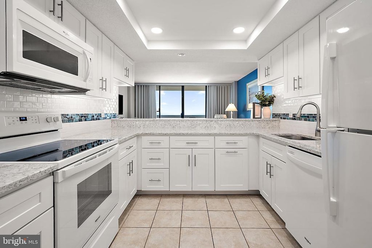 Century 1 Real Estate for Sale - 9900 Coastal Hwy #1409 in Ocean City Photo 8