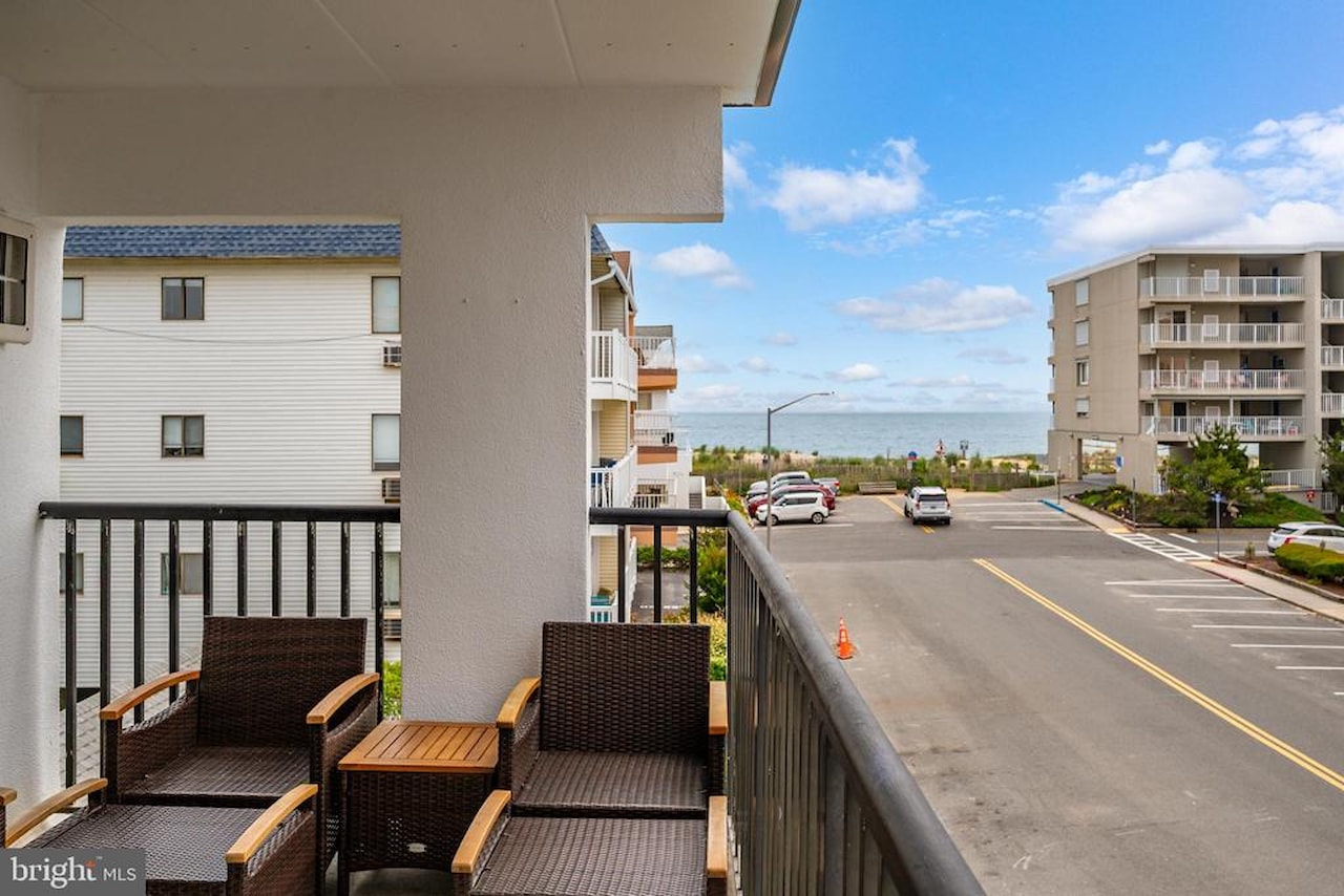 Sea Bird Real Estate for Sale - 10 140th St #301 in Ocean City Photo 2
