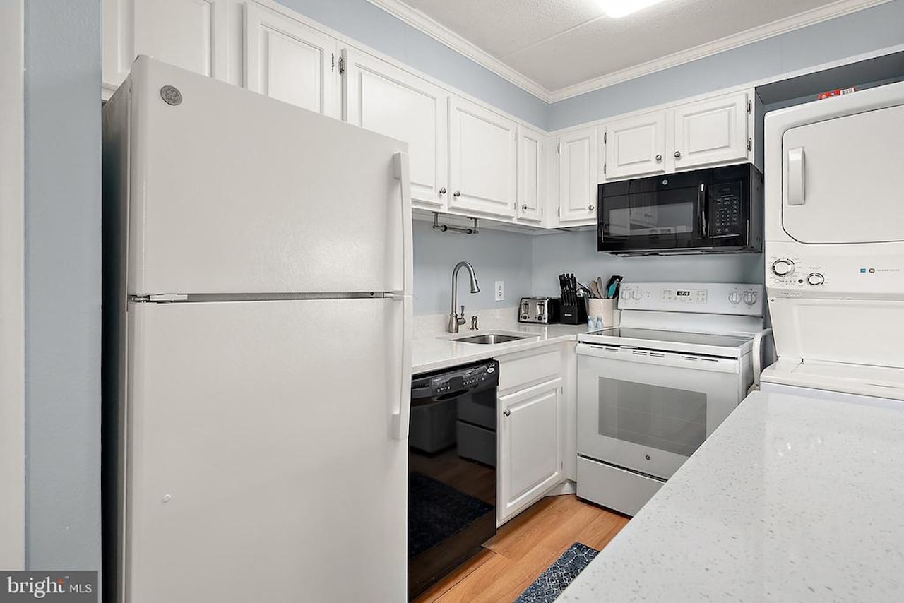 Sea Bird Real Estate for Sale - 10 140th St #301 in Ocean City Photo 12