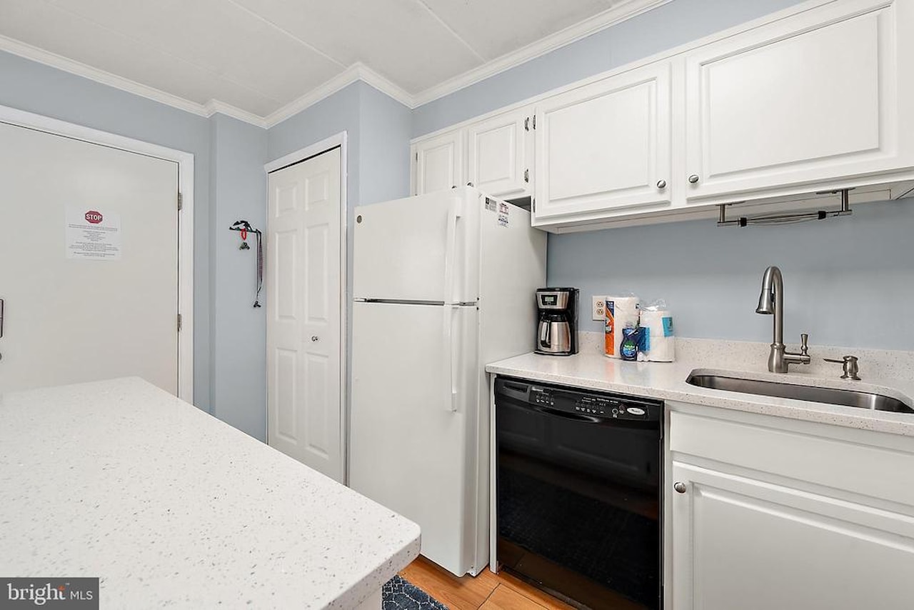 Sea Bird Real Estate for Sale - 10 140th St #301 in Ocean City Photo 16