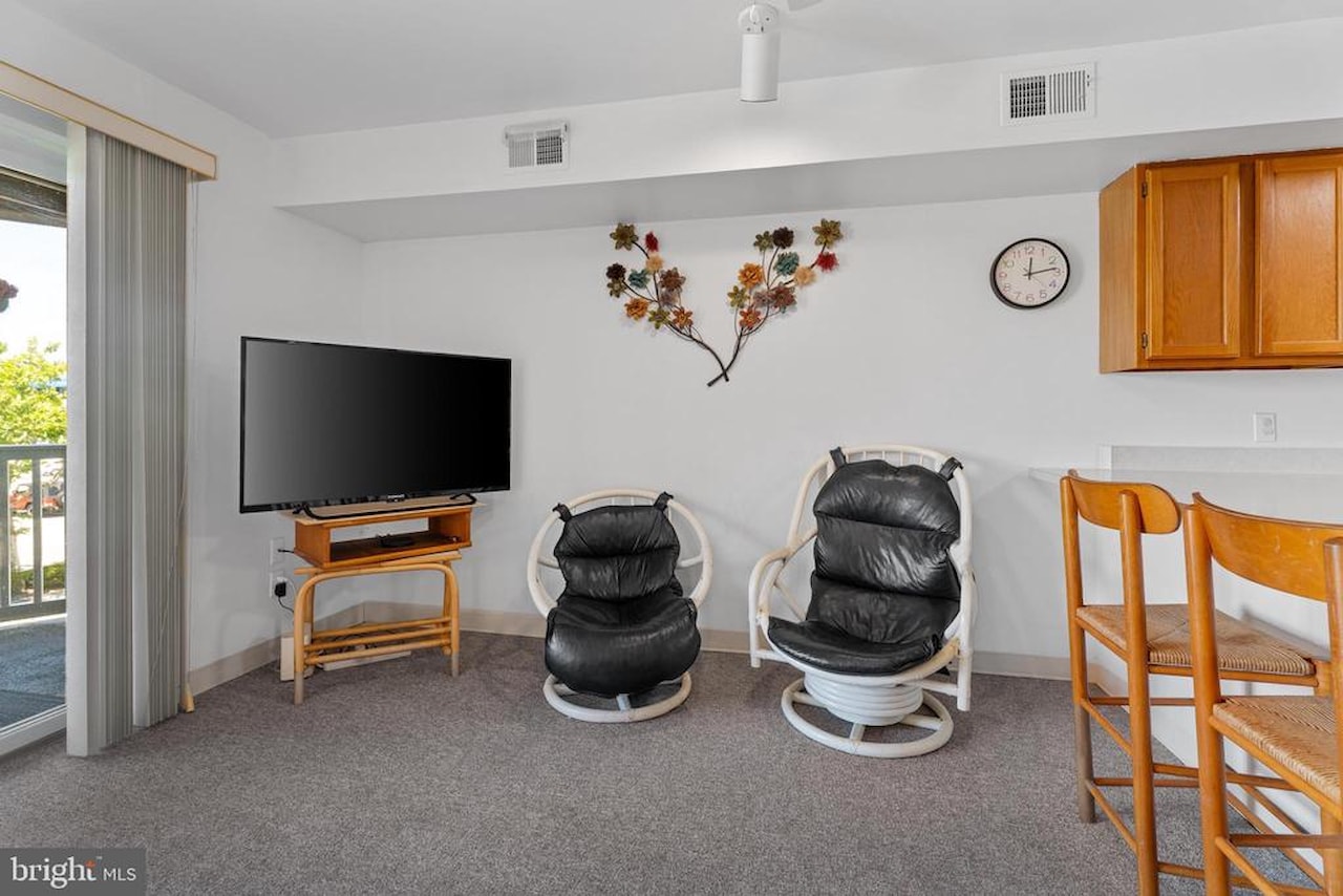 Jamaica II Real Estate for Sale - 12300 Jamaica Ave #0209 in Ocean City Photo 8