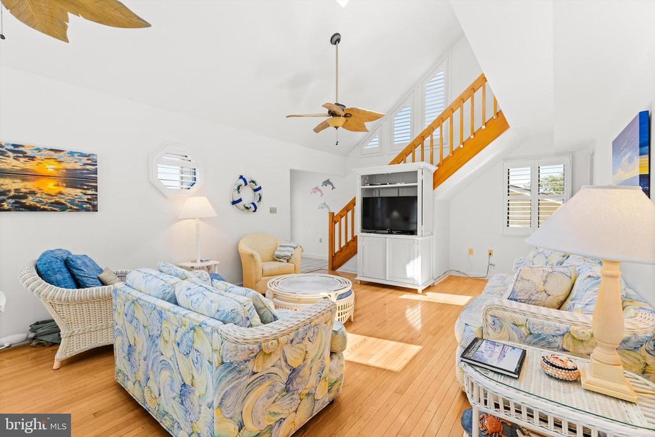  Real Estate for Sale - 8802 W Biscayne Dr in Ocean City Photo 8