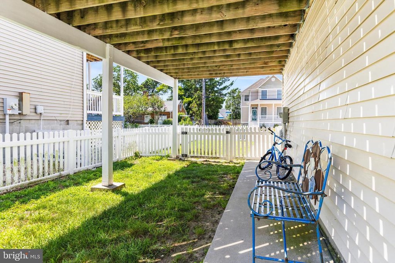  Real Estate for Sale - 8802 W Biscayne Dr in Ocean City Photo 43