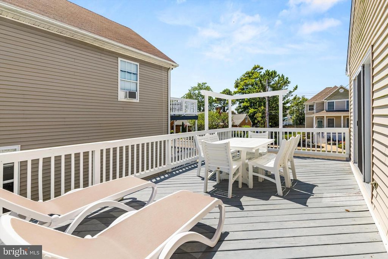  Real Estate for Sale - 8802 W Biscayne Dr in Ocean City Photo 48