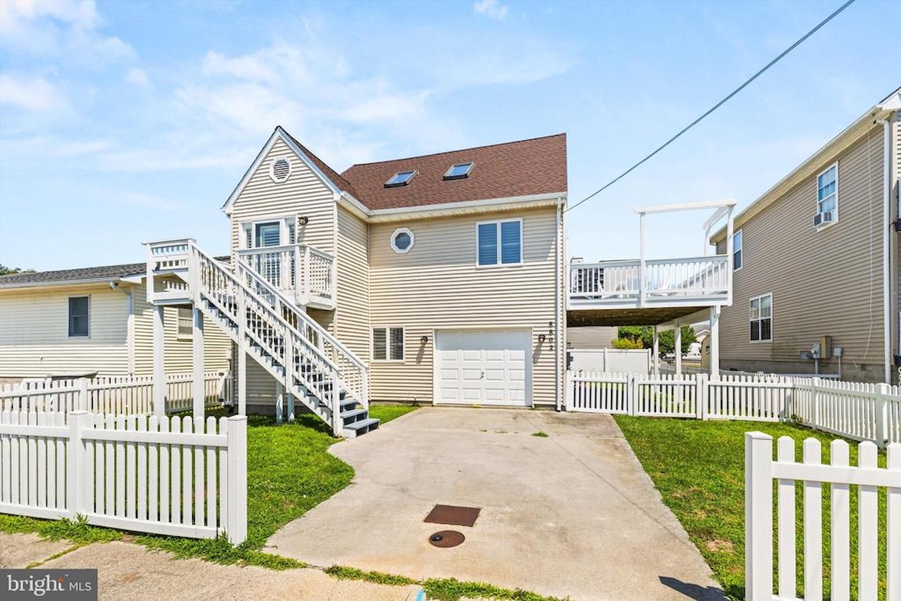  Real Estate for Sale - 8802 W Biscayne Dr in Ocean City Photo 51