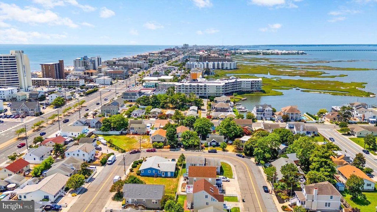  Real Estate for Sale - 8802 W Biscayne Dr in Ocean City Photo 55
