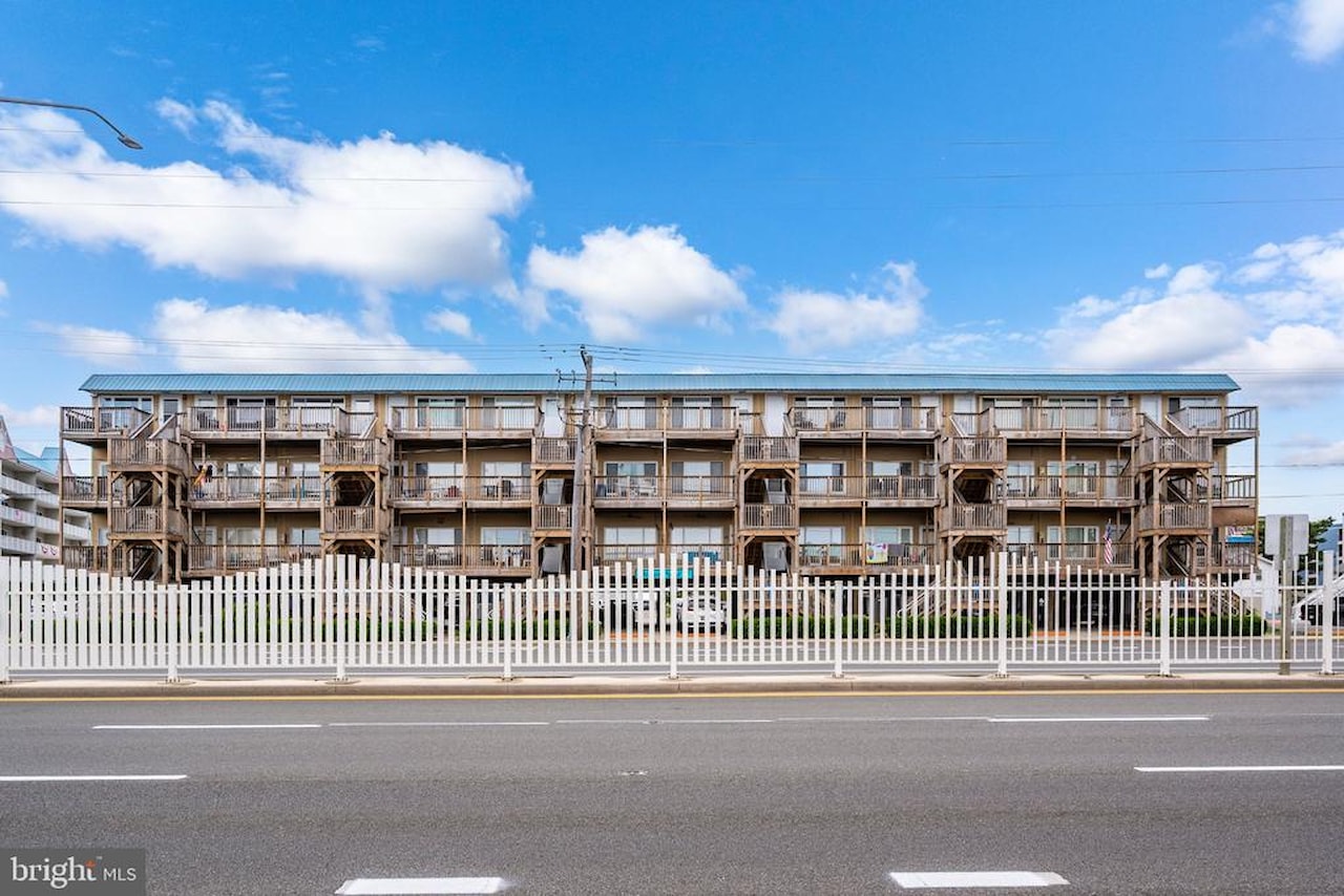 Ocean Point II Real Estate for Sale - 4000 Coastal Hwy #116 in Ocean City