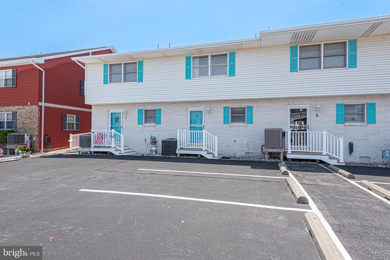 South Vista II Real Estate for Sale - 607 Bayshore Ct #2 in Ocean City