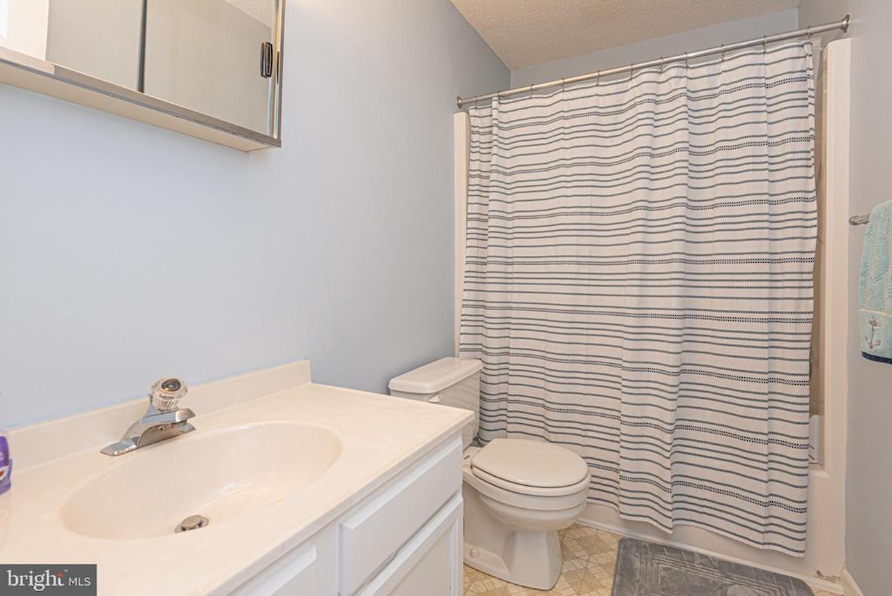 South Vista II Real Estate for Sale - 607 Bayshore Ct #2 in Ocean City Photo 32