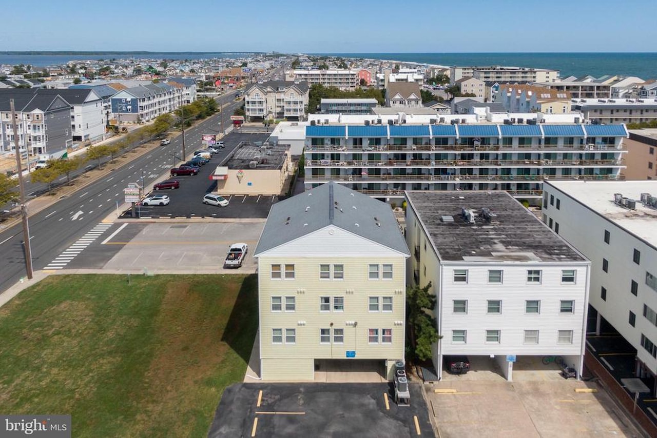 North Point Real Estate for Sale - 17 143rd St #301 in Ocean City Photo 8