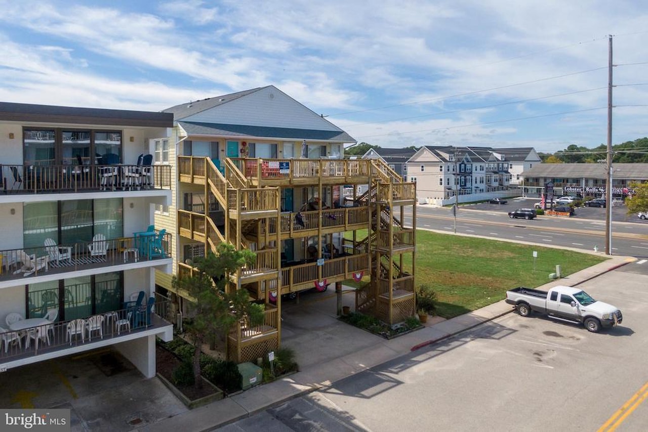 North Point Real Estate for Sale - 17 143rd St #301 in Ocean City Photo 10