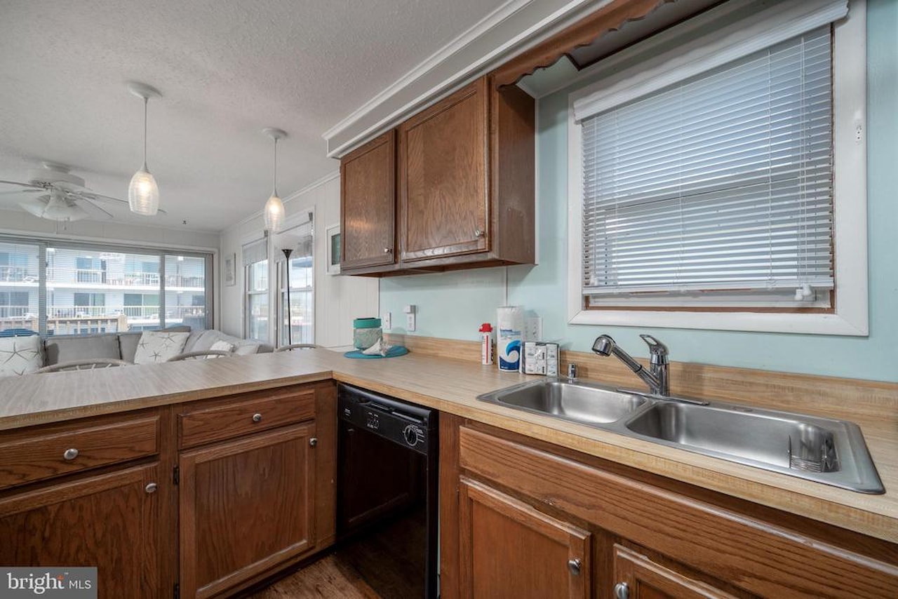 North Point Real Estate for Sale - 17 143rd St #301 in Ocean City Photo 23