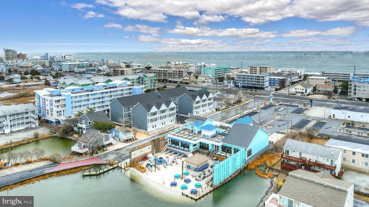  Real Estate for Sale - 104 75th St #1 in Ocean City Photo 2