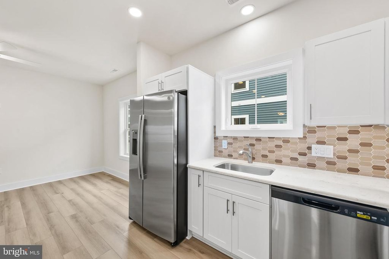  Real Estate for Sale - 104 75th St #1 in Ocean City Photo 14