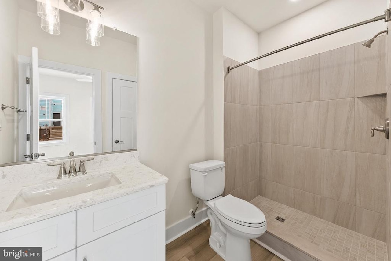  Real Estate for Sale - 104 75th St #1 in Ocean City Photo 19