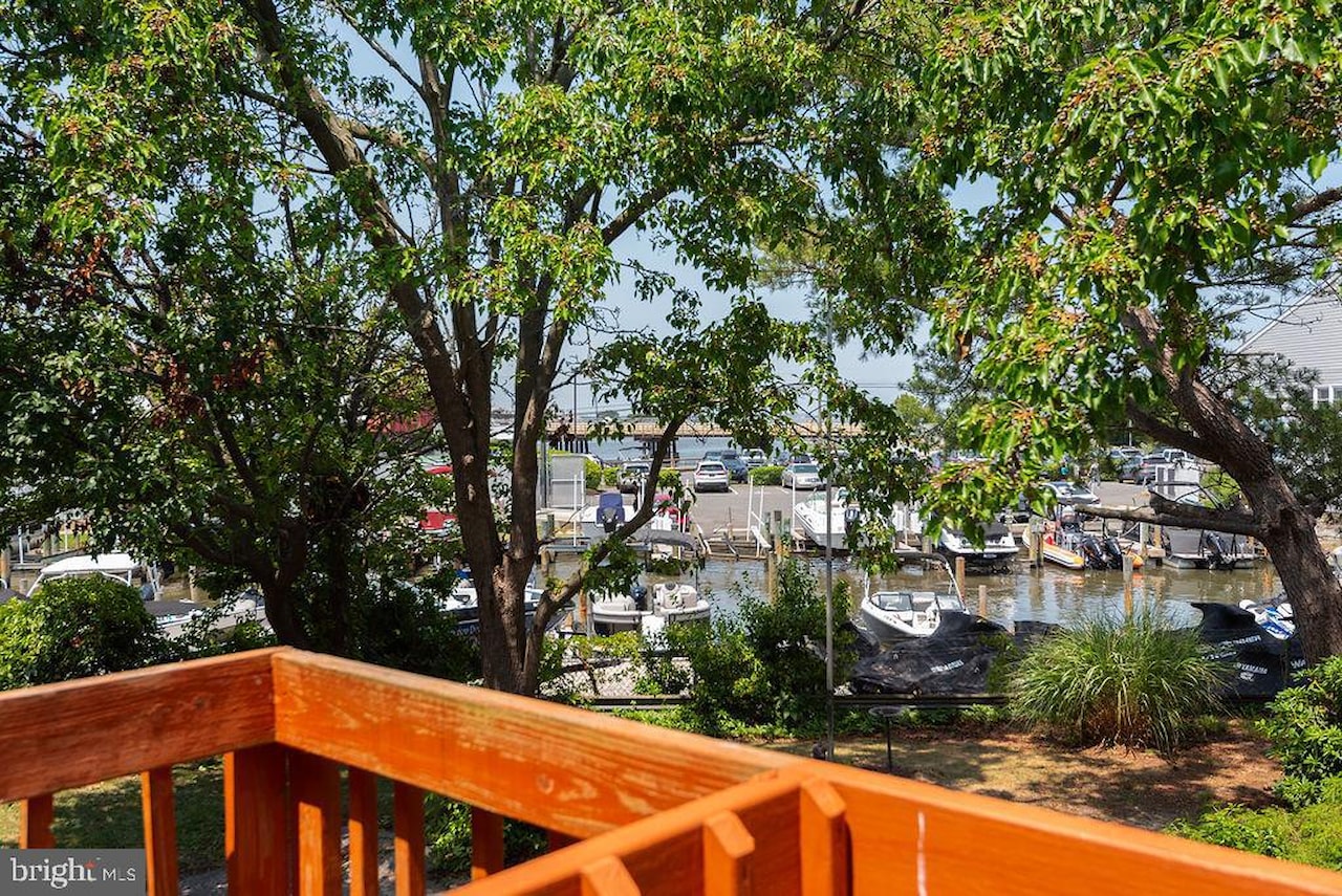 Harbor Lights In North Ocean City Real Estate for Sale - 722 Anchor Chain Rd #14B in Ocean City Photo 3