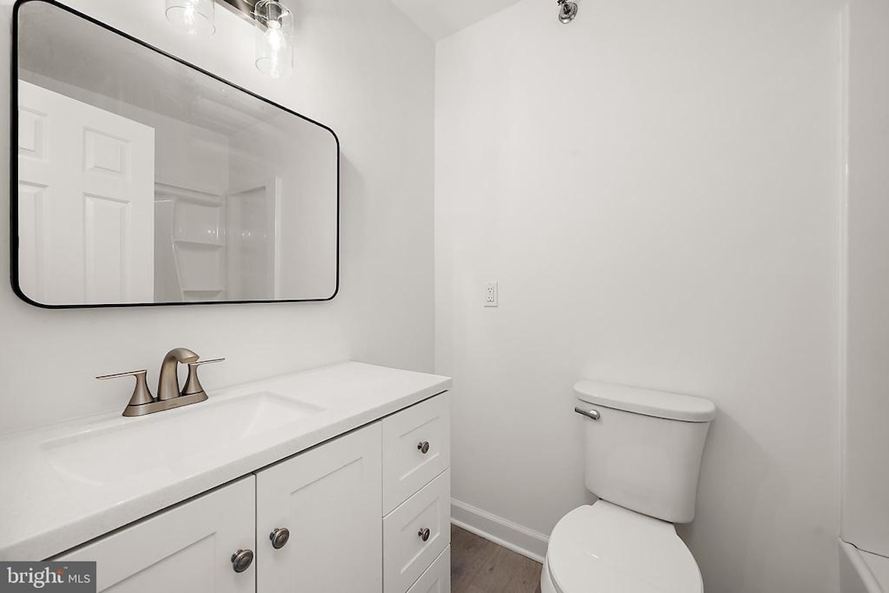 Sandalwood Building A&B Real Estate for Sale - 14300-B Jarvis Ave #B301 in Ocean City Photo 16