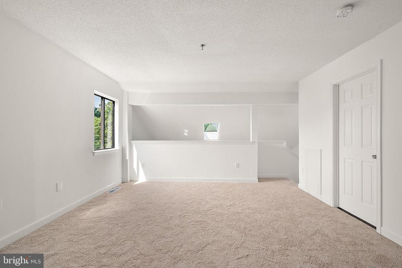 Sandalwood Building A&B Real Estate for Sale - 14300-B Jarvis Ave #B301 in Ocean City Photo 20