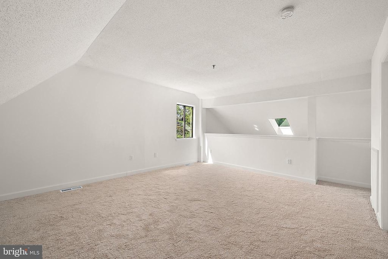 Sandalwood Building A&B Real Estate for Sale - 14300-B Jarvis Ave #B301 in Ocean City Photo 21