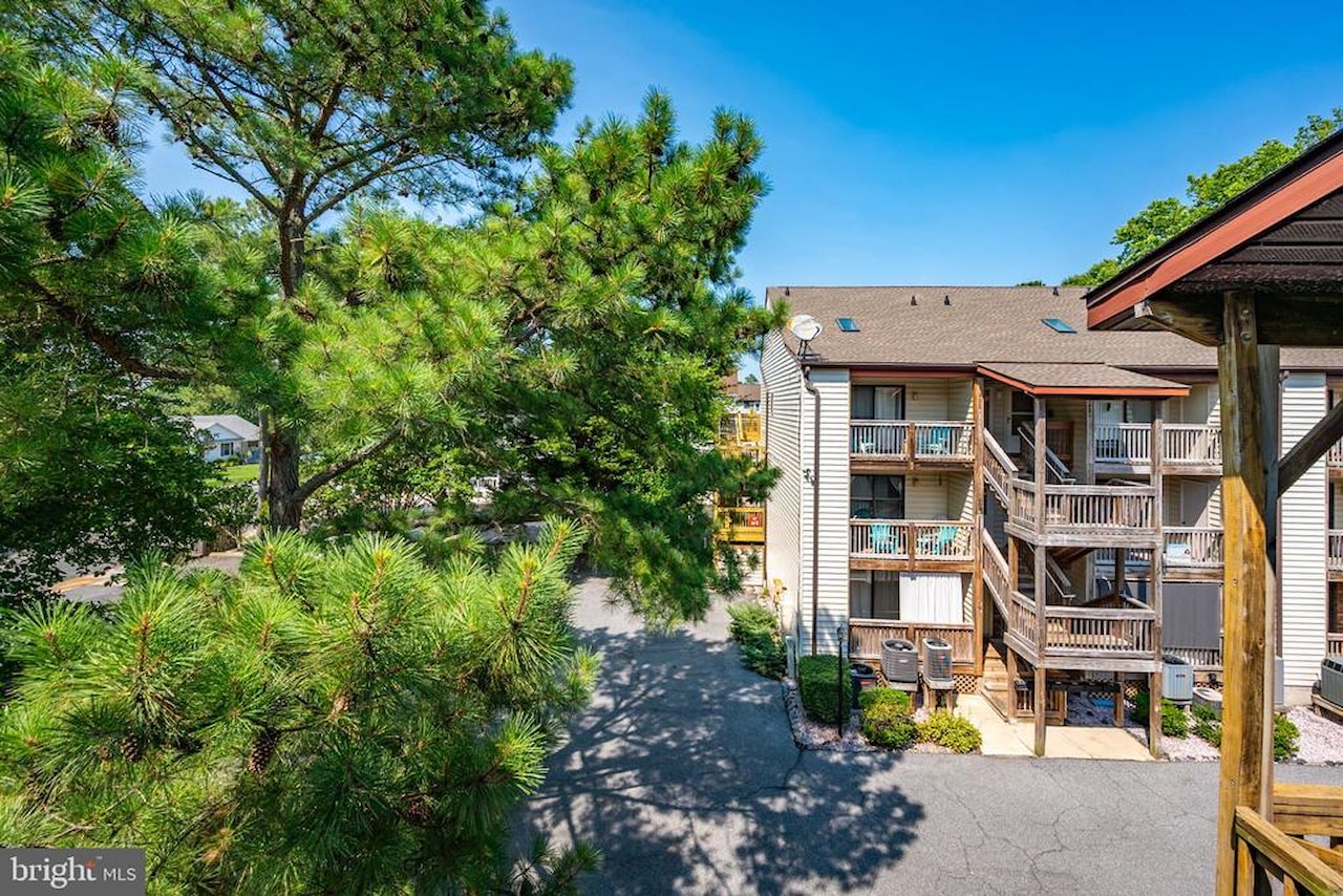 Sandalwood Building A&B Real Estate for Sale - 14300-B Jarvis Ave #B301 in Ocean City Photo 27