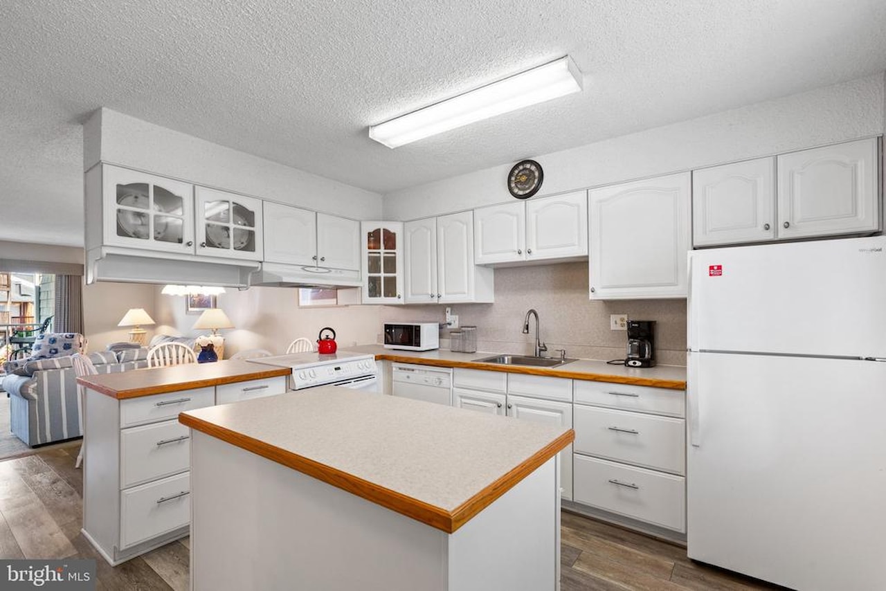 Discovery One Real Estate for Sale - 9203 Rusty Anchor Rd #A3 in Ocean City Photo 12