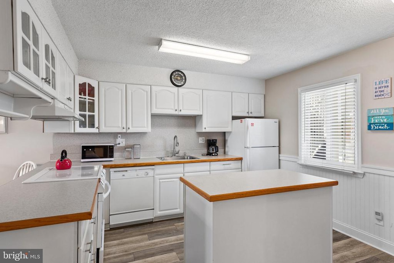 Discovery One Real Estate for Sale - 9203 Rusty Anchor Rd #A3 in Ocean City Photo 14