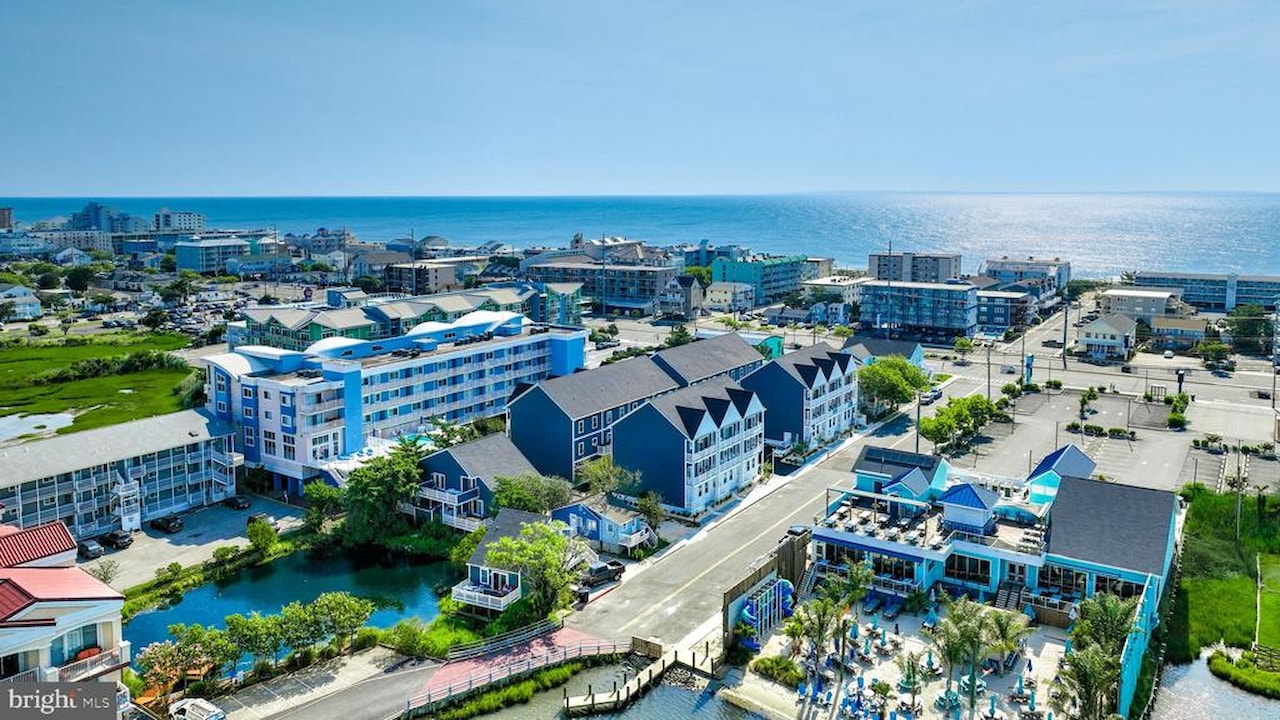  Real Estate for Sale - 106 75th St #3 in Ocean City Photo 3
