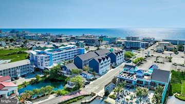  Real Estate for Sale - 106 75th St #3 in Ocean City Photo 3