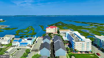  Real Estate for Sale - 106 75th St #3 in Ocean City Photo 5