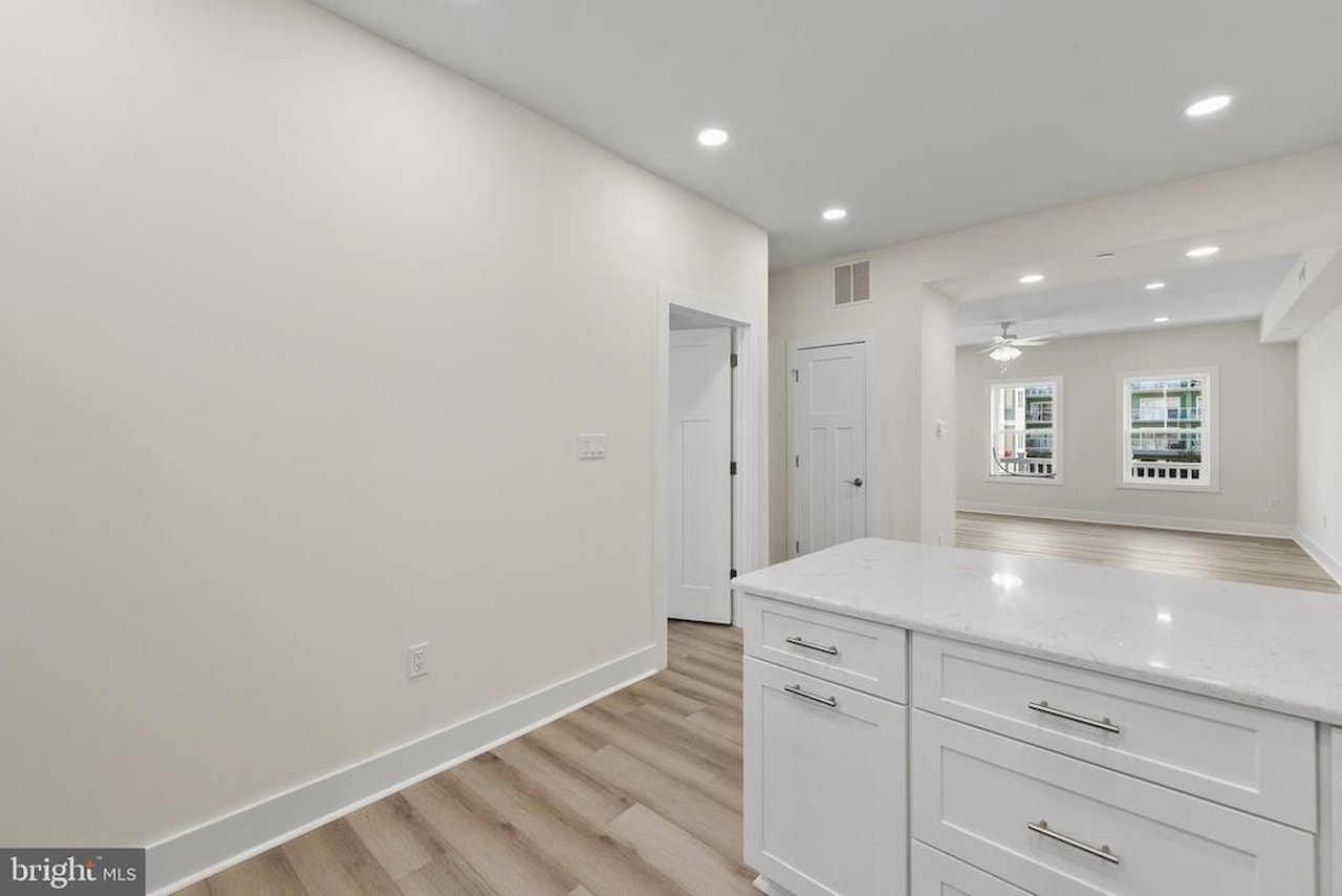  Real Estate for Sale - 106 75th St #3 in Ocean City Photo 20