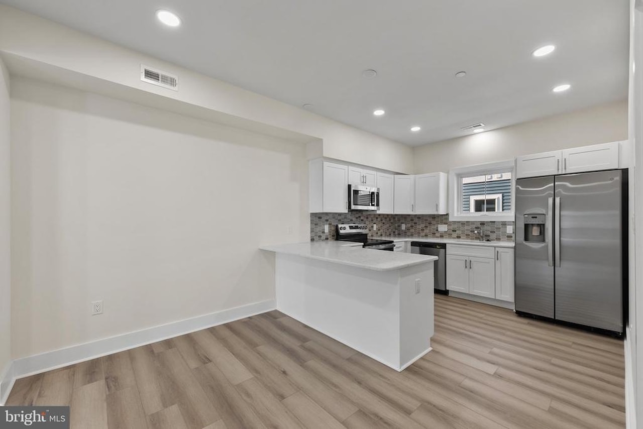  Real Estate for Sale - 106 75th St #3 in Ocean City Photo 21