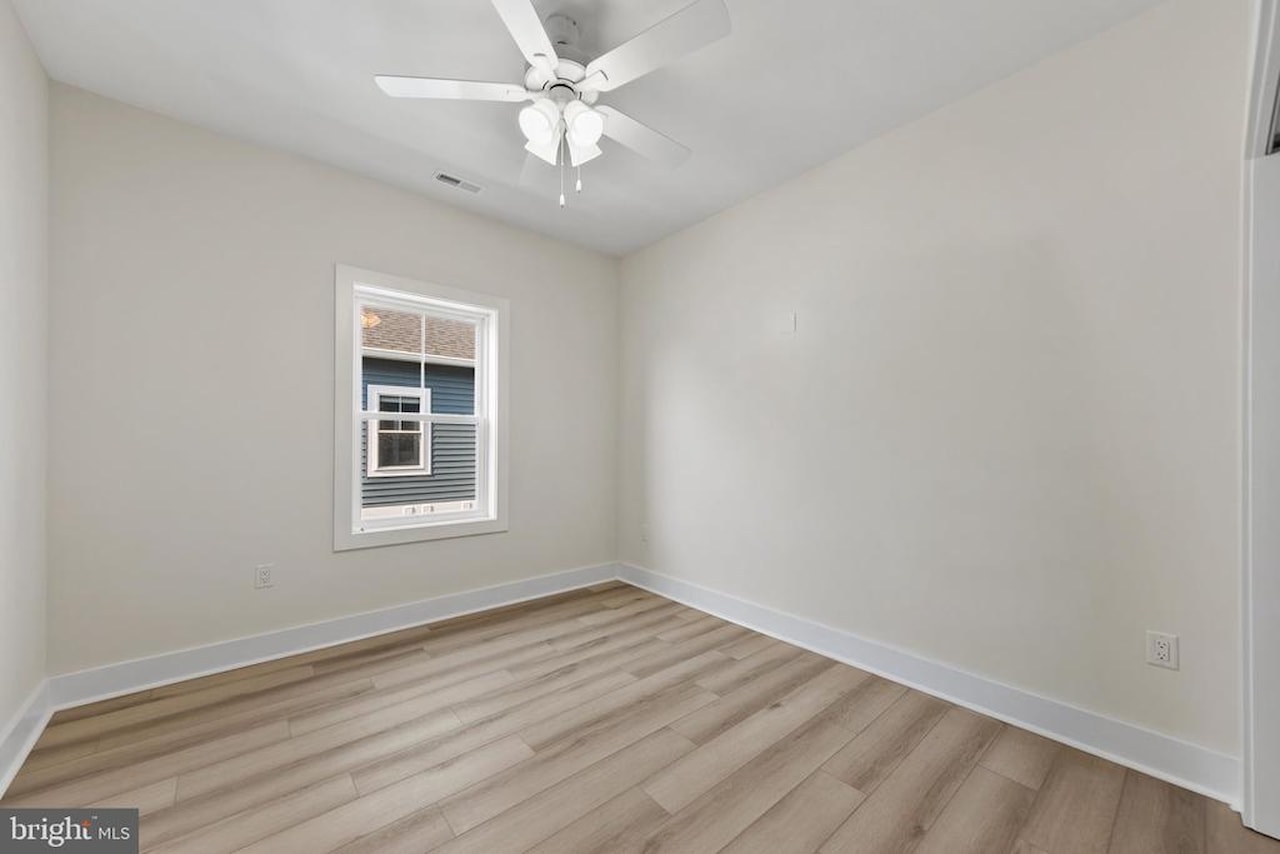  Real Estate for Sale - 106 75th St #3 in Ocean City Photo 35