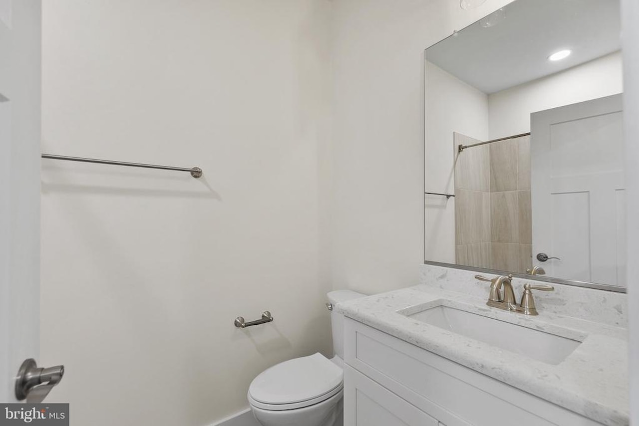  Real Estate for Sale - 106 75th St #3 in Ocean City Photo 38
