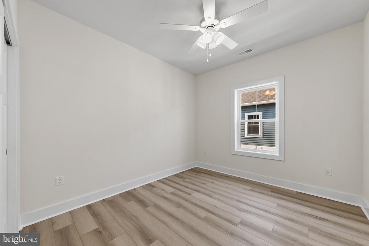  Real Estate for Sale - 106 75th St #3 in Ocean City Photo 42