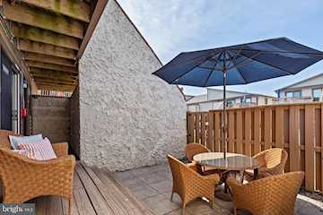 Club Ocean Villas II Real Estate for Sale - 105 120th St #84 in Ocean City Photo 3