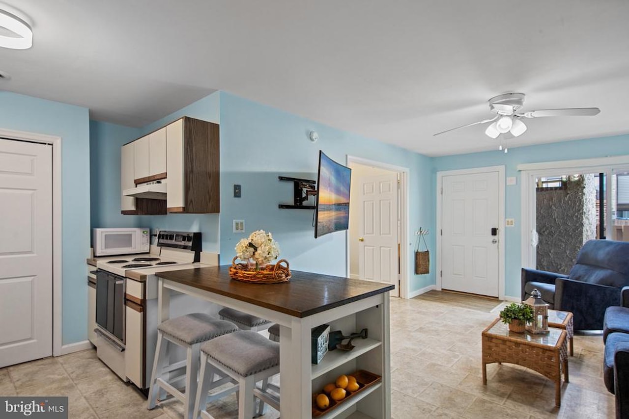 Club Ocean Villas II Real Estate for Sale - 105 120th St #84 in Ocean City Photo 10