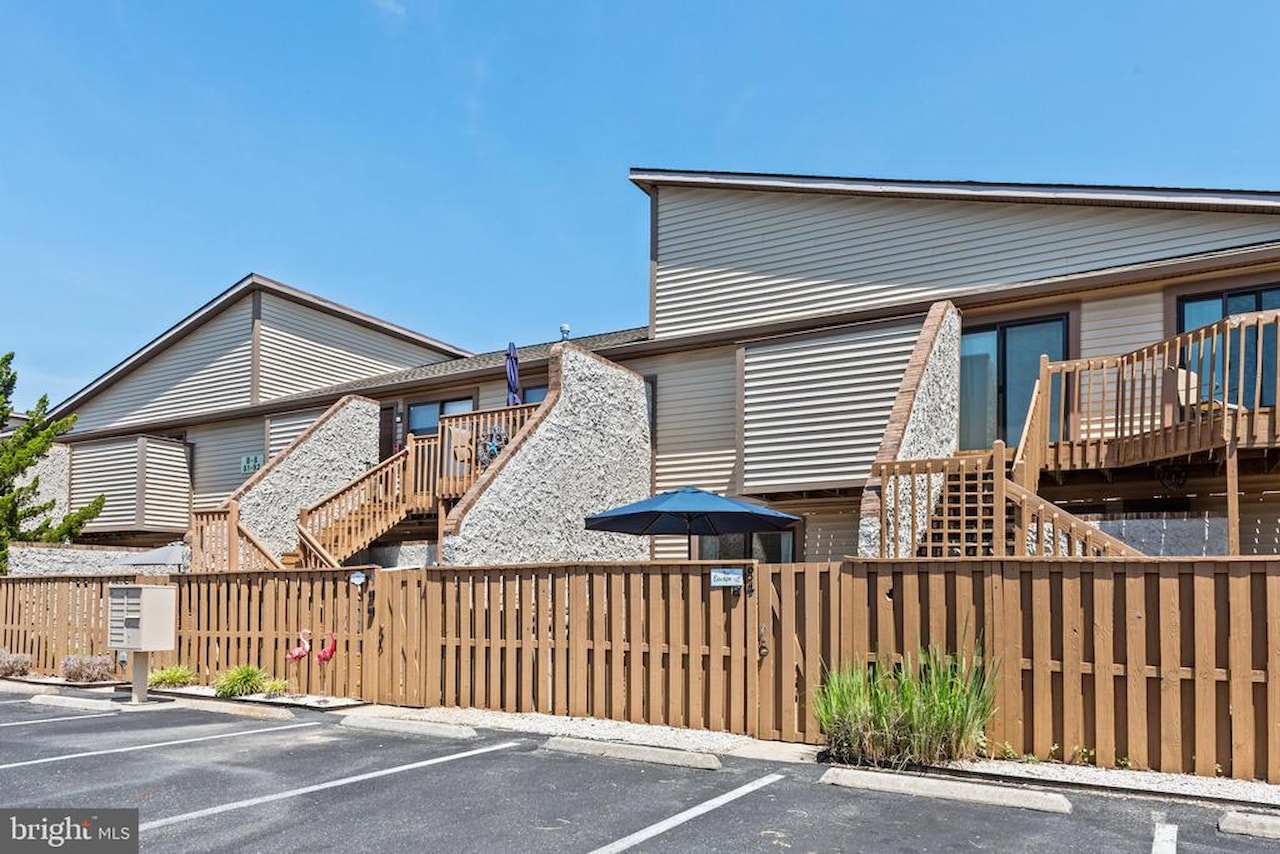 Club Ocean Villas II Real Estate for Sale - 105 120th St #84 in Ocean City Photo 32