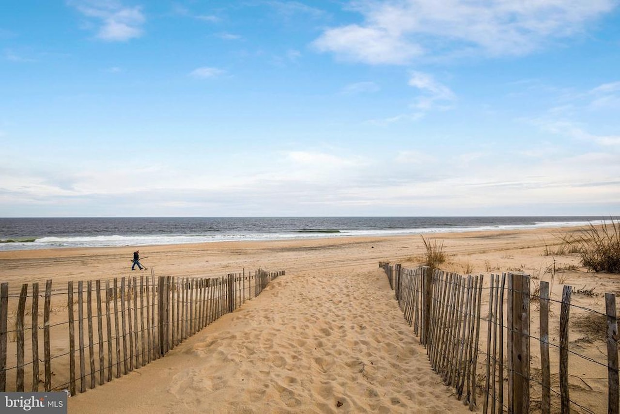 Club Ocean Villas II Real Estate for Sale - 105 120th St #84 in Ocean City Photo 36