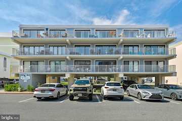 Tons Of Fun Real Estate for Sale - 5 44th St #102 in Ocean City Photo 3