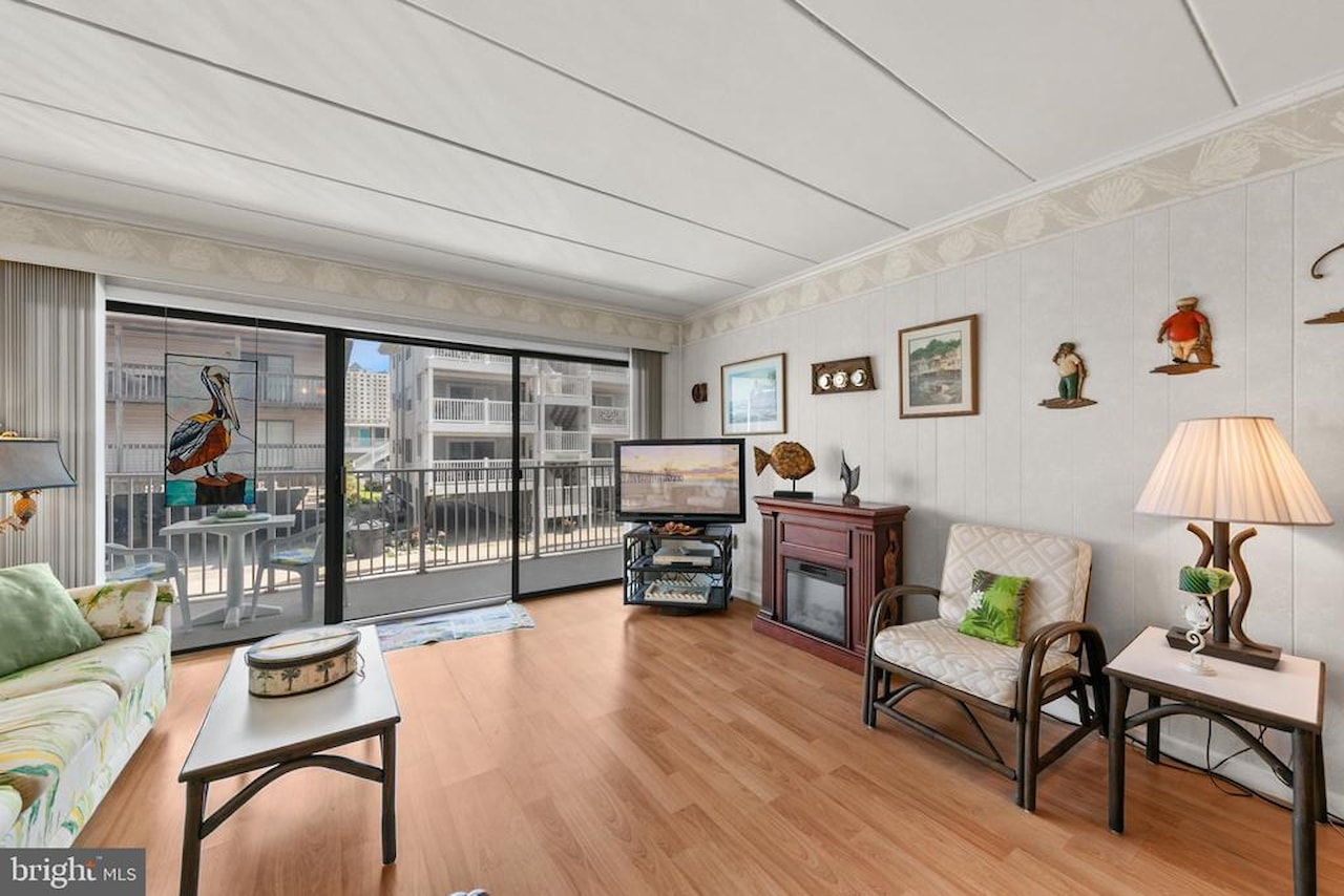 Tons Of Fun Real Estate for Sale - 5 44th St #102 in Ocean City Photo 14